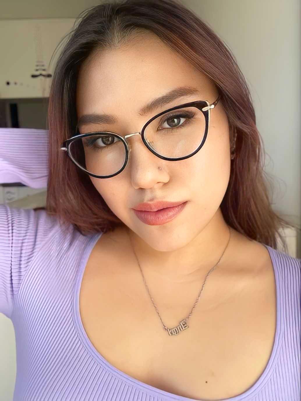 Aura Cat Eye Glasses